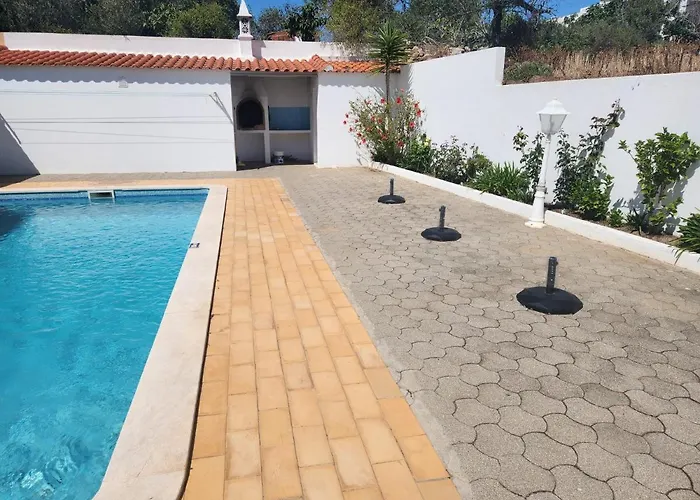 Apartament Traditional In