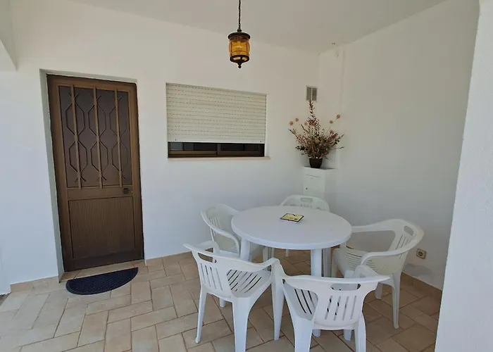 Apartament Traditional In